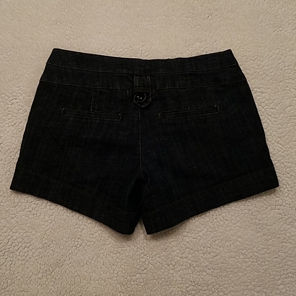 Shorts - Picture 2 of 2